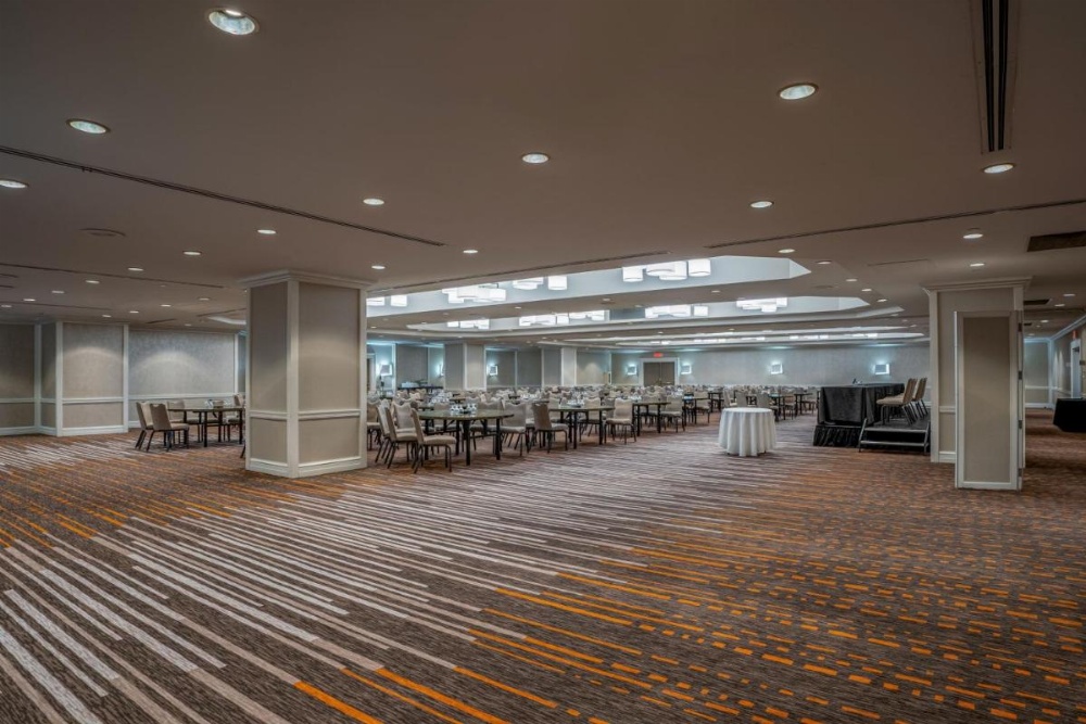 Delta Hotels by Marriott Montreal Image 20