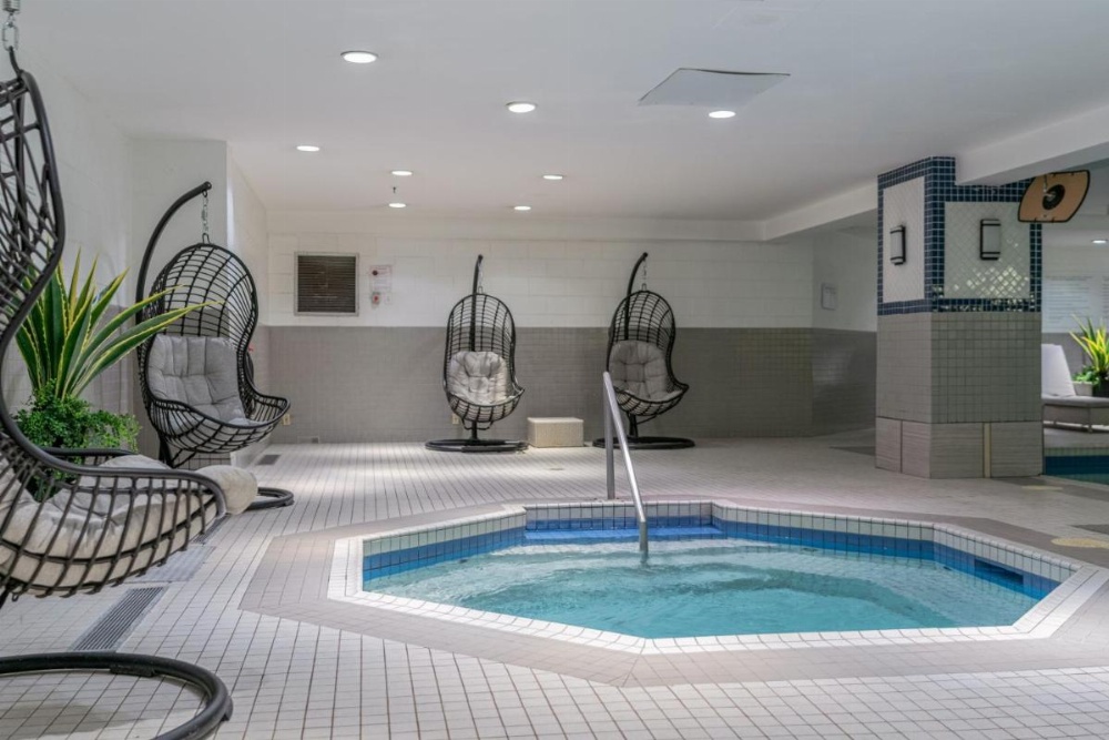 Delta Hotels by Marriott Montreal Image 24