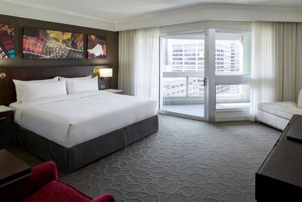 Delta Hotels by Marriott Montreal Image 36