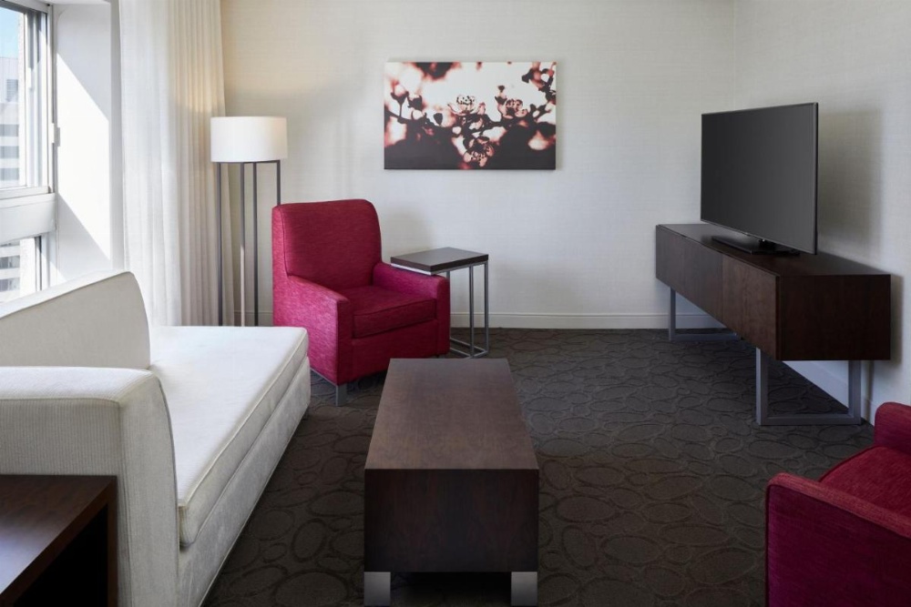 Delta Hotels by Marriott Montreal Image 39
